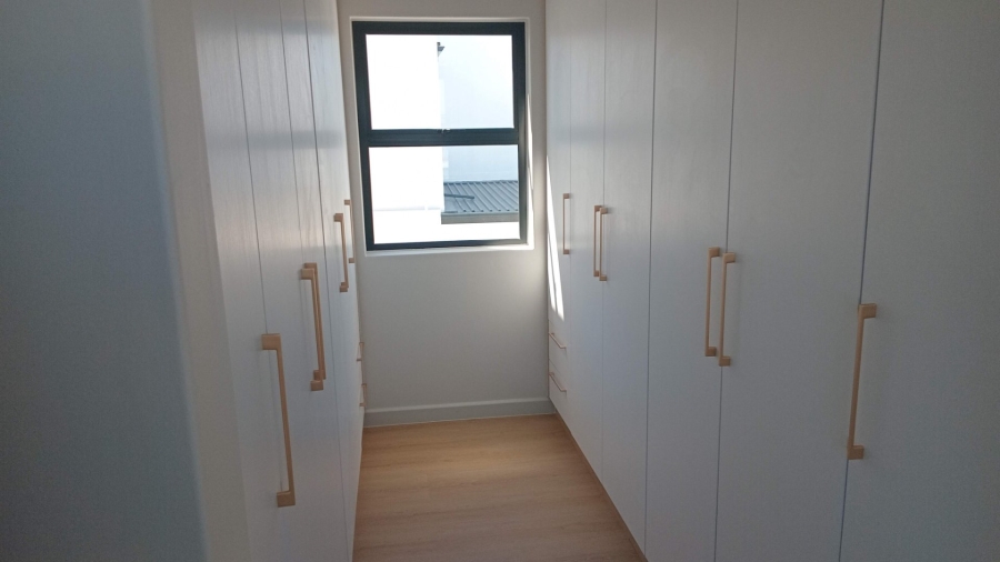 4 Bedroom Property for Sale in Sandown Western Cape